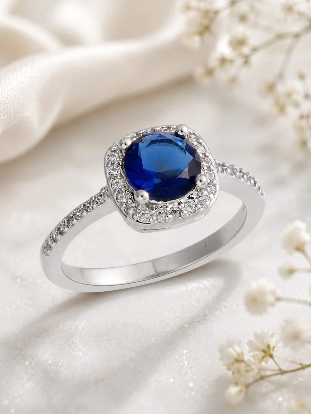 Blue and White CZ Silvertone Halo Ring Size 9.5 – 0.91 Ctw Sapphire Blue Ring